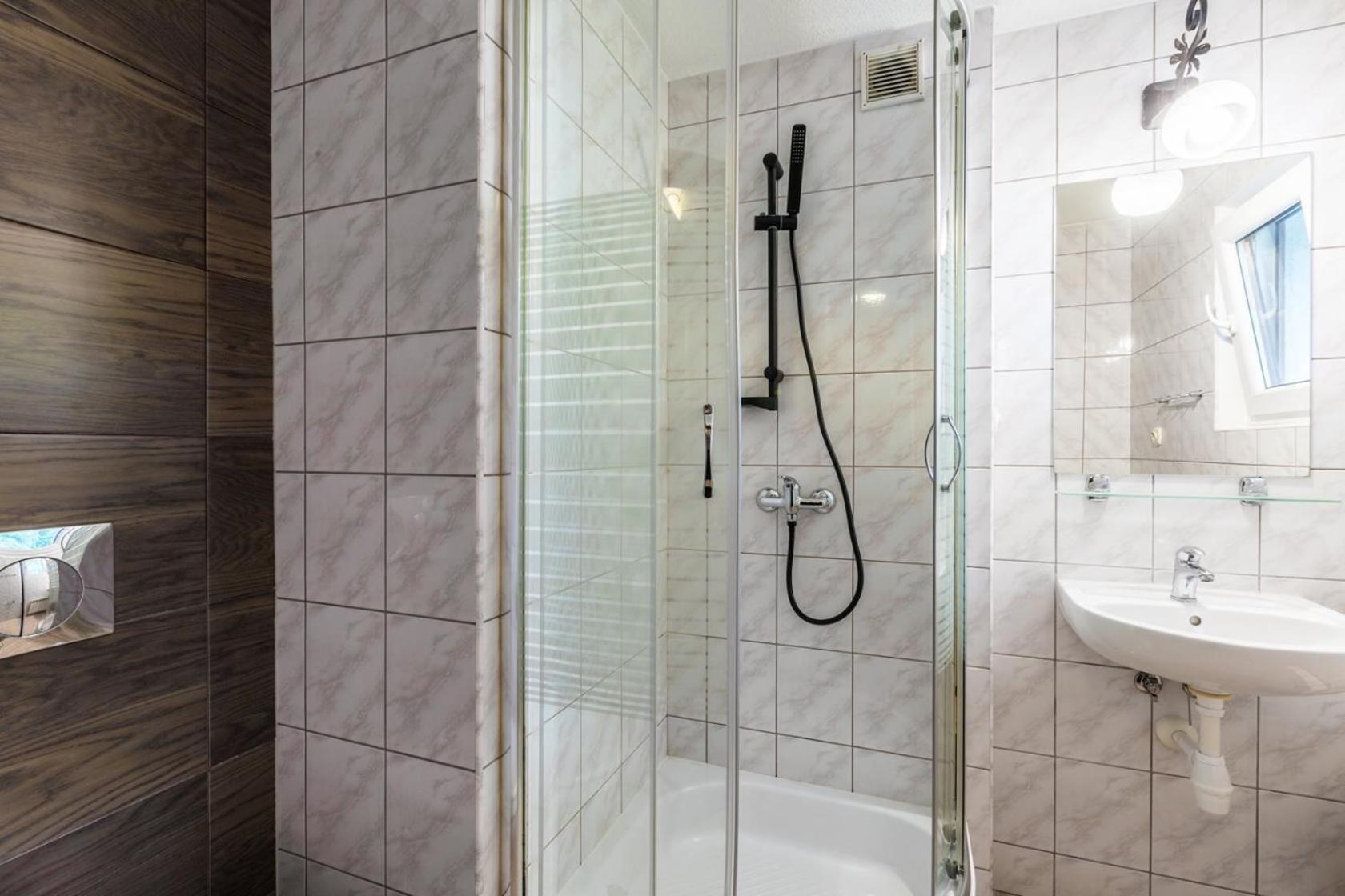 Willa Bialy Domek - Jacuzzi & 600M Krupowki — Photos 2